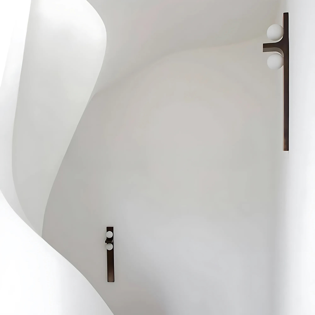 Farrah Sconce