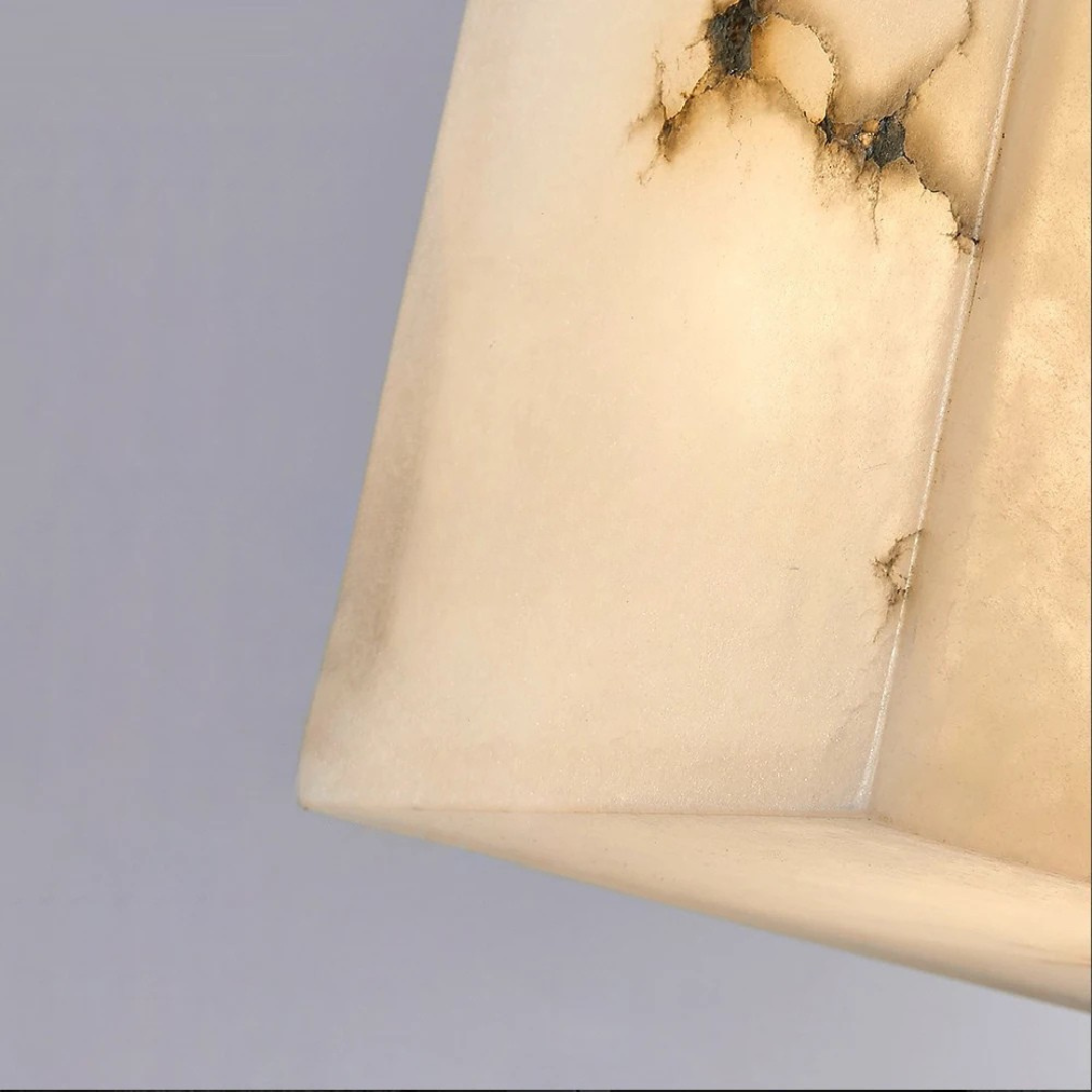 Clarissa Sconce