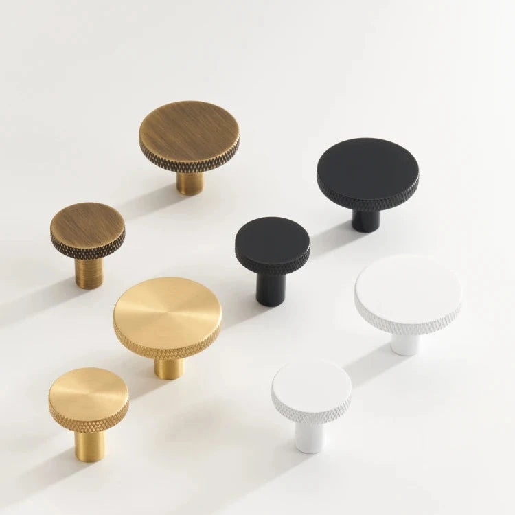 Oskar Knobs Collection