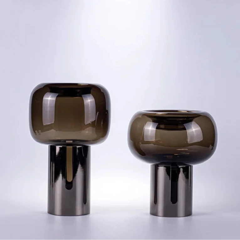 Vargmoor Vase Collection