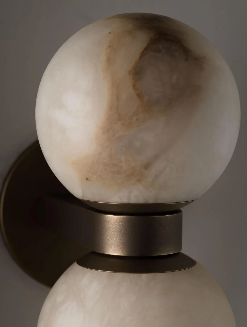 Eos Wall Lamp