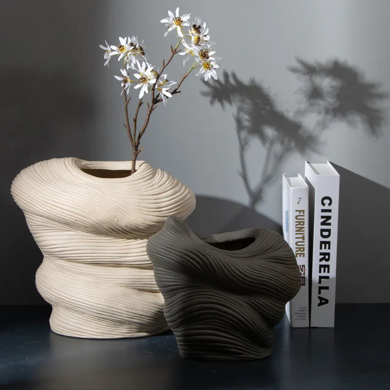 Refined Stripes: A Ceramic Vase Blooming with Sophistication The deco nook