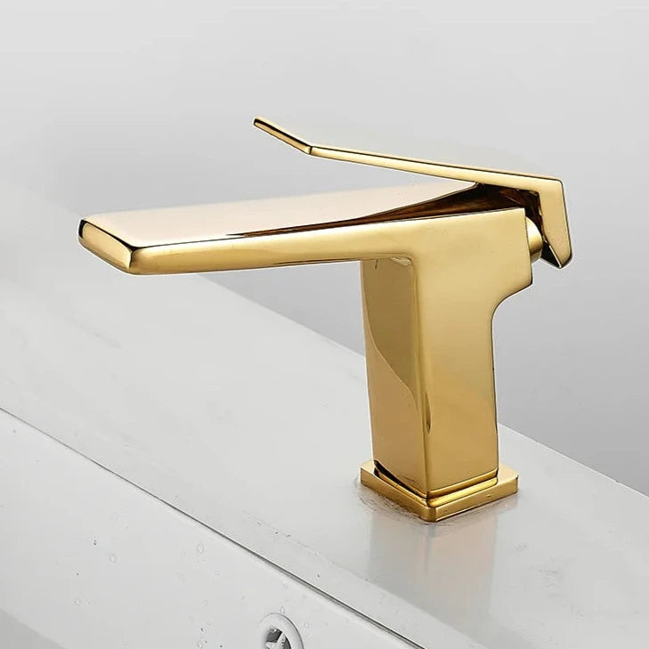 Kira Faucet The deco nook