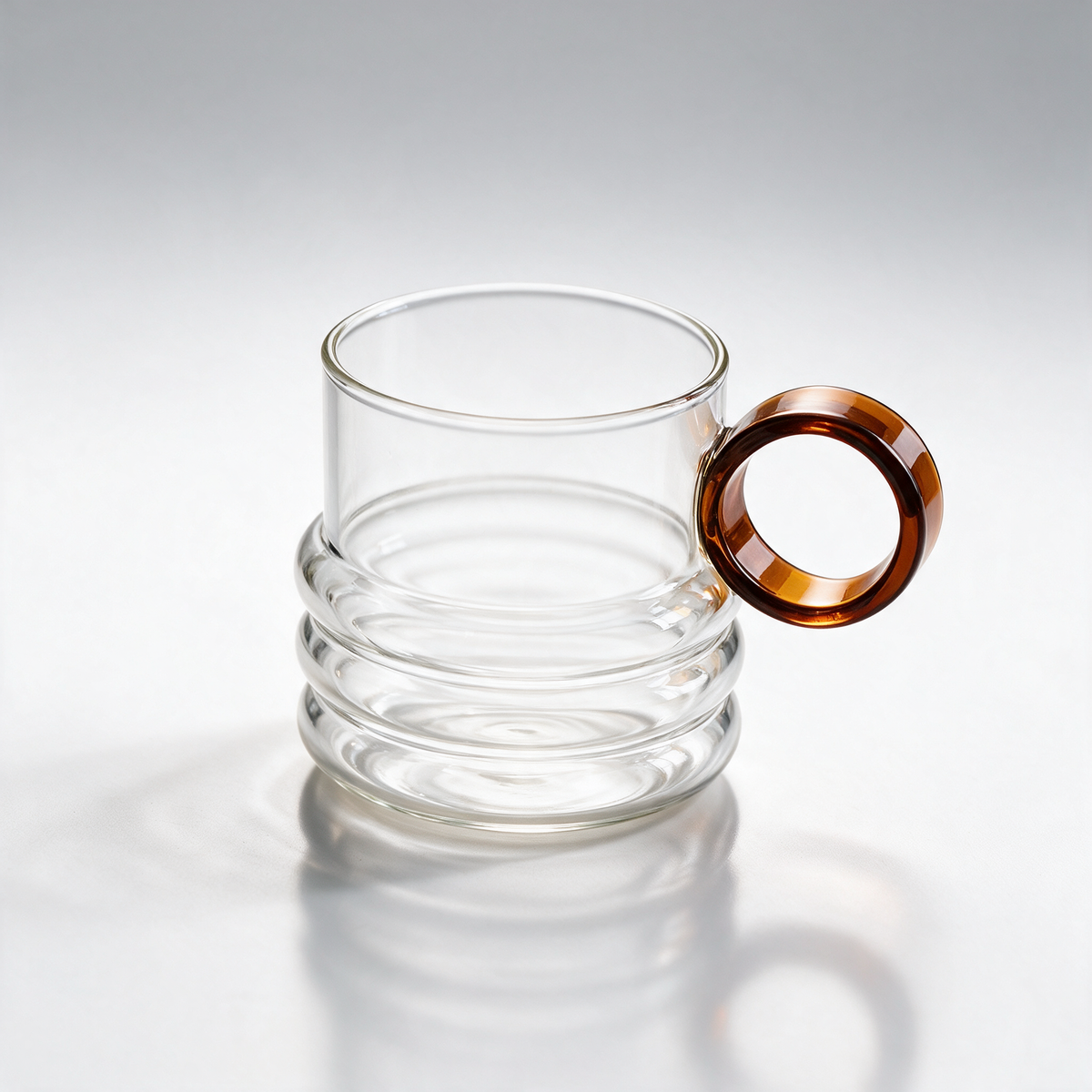 Ansa Glass Mug with amber handle